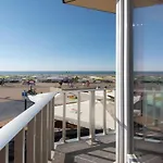 In With Stunning Sea Views Apartment Ostend