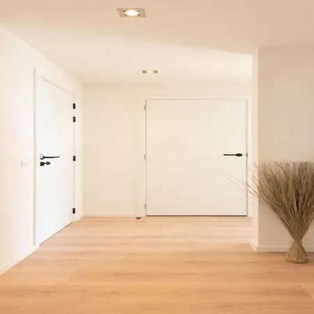 In With Stunning Sea Views 아파트 오스텐드