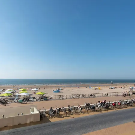 아파트 In With Stunning Sea Views