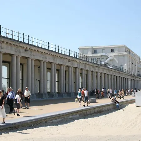 In With Stunning Sea Views 오스텐드