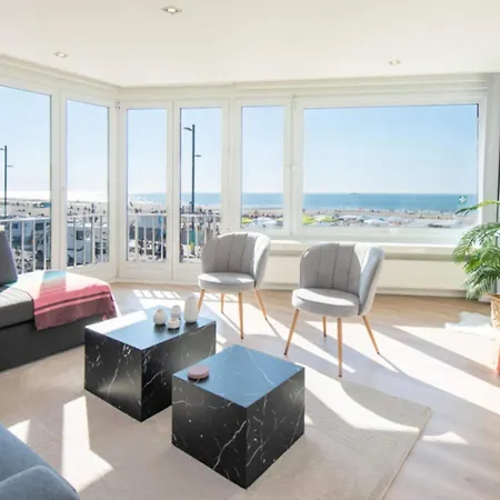 In With Stunning Sea Views Διαμέρισμα