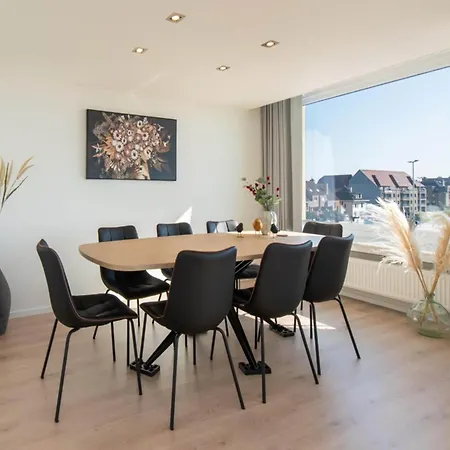 아파트 In With Stunning Sea Views