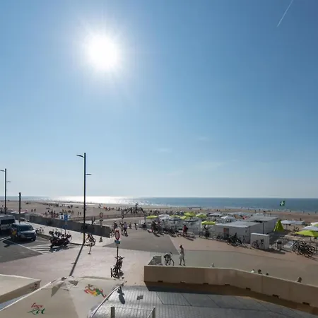 In With Stunning Sea Views *